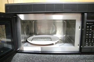 USED RV/MOTORHOME SHARP CAROUSEL CONVECTION MICROWAVE OVEN MODEL: R-1870 SN: 436710