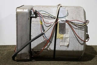 USED SUBURBAN SW10DE 10 GALLON WATER HEATER