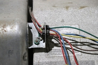 USED SUBURBAN SW10DE 10 GALLON WATER HEATER