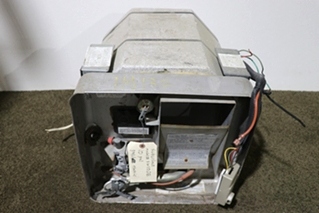 USED SUBURBAN WATER HEATER SW10DE