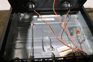 USED AMANA 3 BURNER COOK TOP ALZ8580ADB